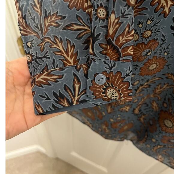 CAbi Women's sz. M Provincial Boho Collared Shift Moody Floral Dress Dusty Blue - Picture 6 of 7